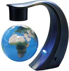 גלובוס מרחף מבית בוקי, צרפת Buki - Levitating Globe