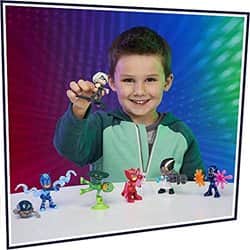 סט דמויות ונבלים כוח פיג'יי